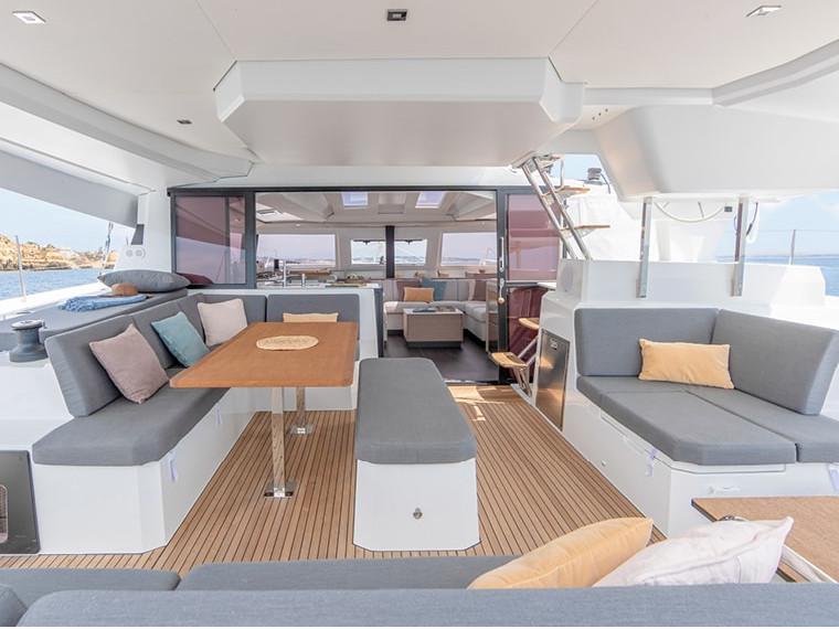 Book yachts online - catamaran - Elba 45 - Marina - rent