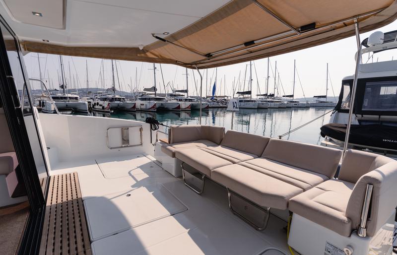 Book yachts online - powercatamaran - MY4.S - DANA - rent