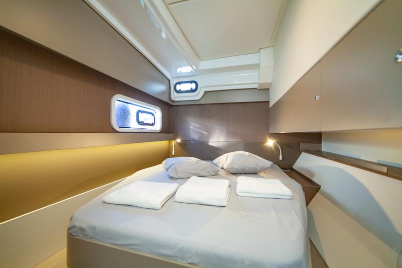 Book yachts online - catamaran - Bali Catspace - Sail Spica - rent