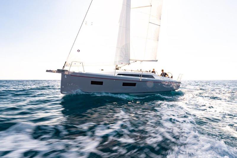 Book yachts online - sailboat - Oceanis 34.1 - Sail Lynx - rent