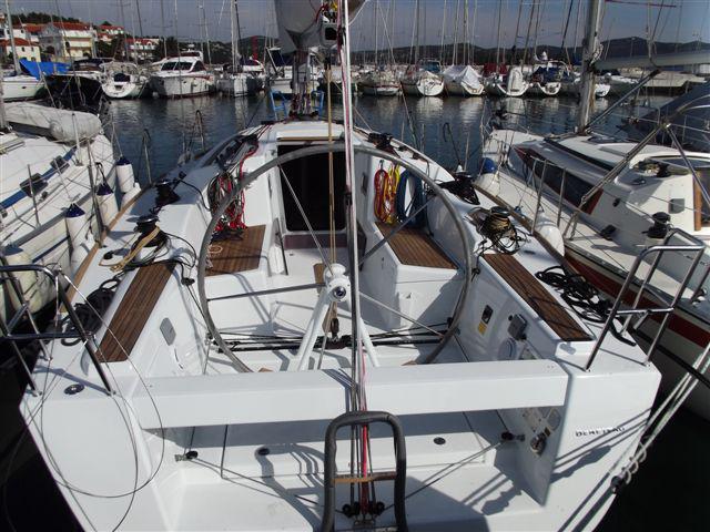 Book yachts online - sailboat - First 35 - Gemini - rent