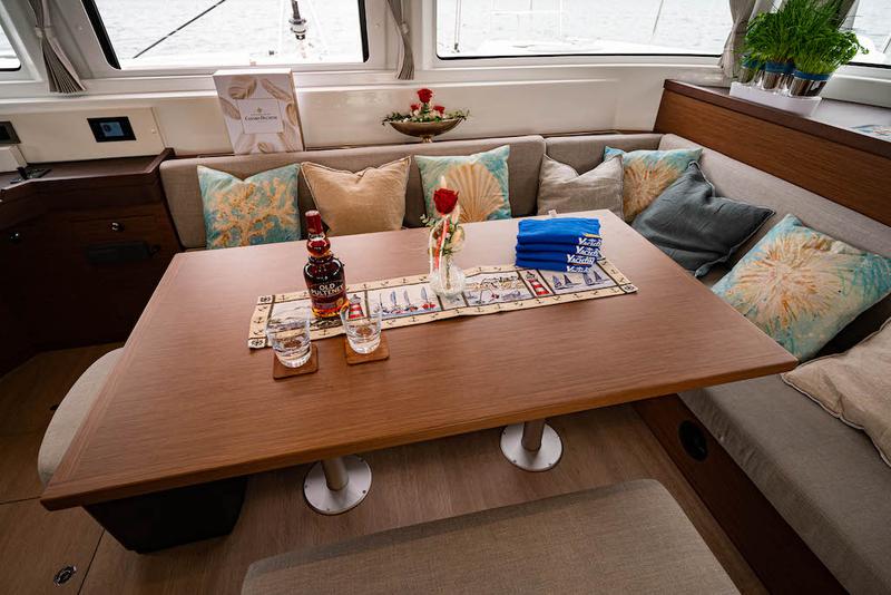 Book yachts online - catamaran - Lagoon 46 - KARI - rent