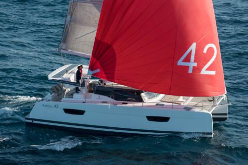 Book yachts online - catamaran - Astréa 42 - CRAZY DIAMOND - rent