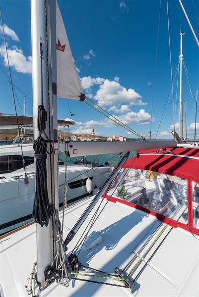 Book yachts online - sailboat - Oceanis 38 - RUSALKA - rent