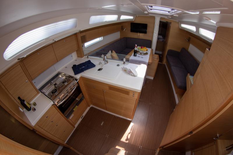 Book yachts online - sailboat - X-Yacht 4-3 - CUM VENTIS - rent