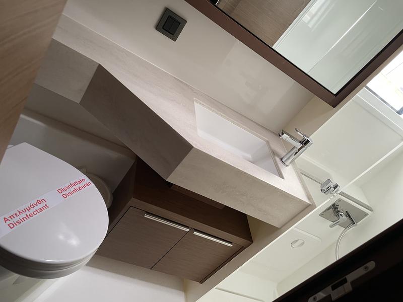 Book yachts online - catamaran - Lagoon 46 - Kleio - rent