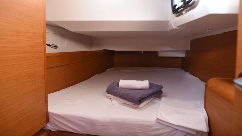Book yachts online - sailboat - Sun Odyssey 419 - Pelagia - rent