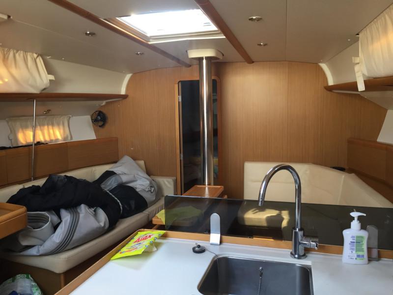 Book yachts online - sailboat - Sun Odyssey 42i - SO42iELX - rent