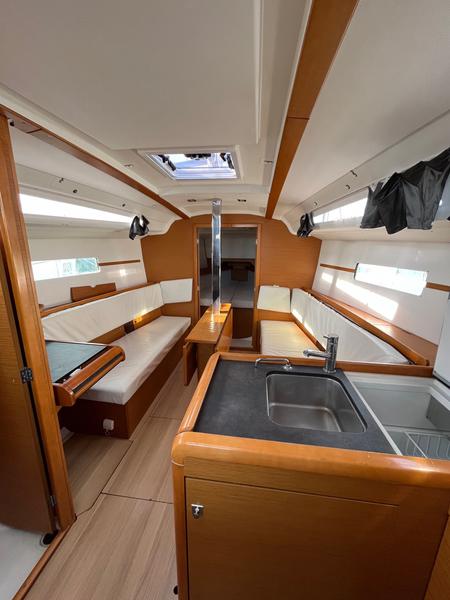 Book yachts online - sailboat - Sun Odyssey 349 - VITA - rent