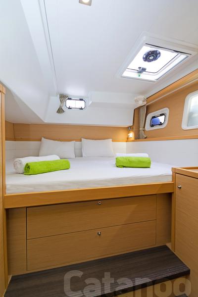 Book yachts online - catamaran - Lagoon 39 - Catanoo - rent