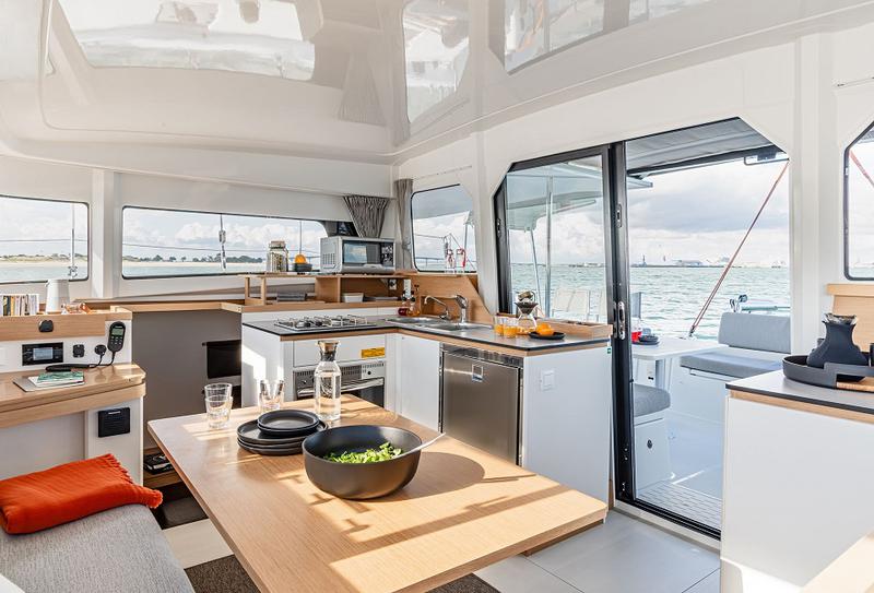 Book yachts online - catamaran - Excess 11 - GEVA MARE X - rent