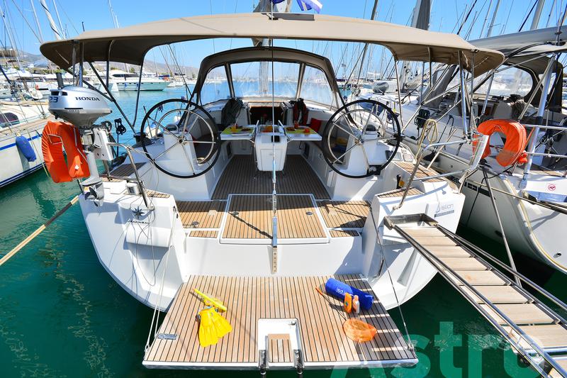 Book yachts online - sailboat - Sun Odyssey 509 - Astro - rent