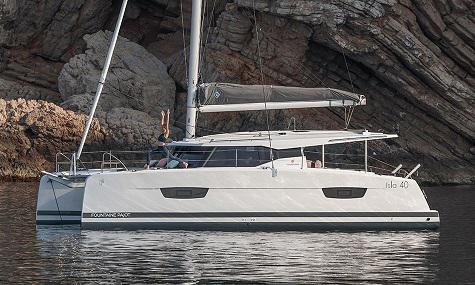 Book yachts online - catamaran - Isla 40 - MEMORIES - rent