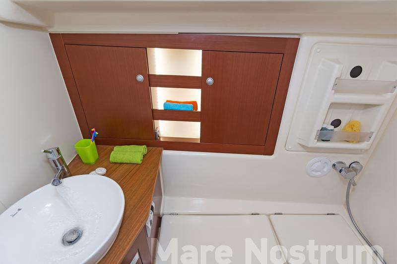 Book yachts online - sailboat - Hanse 385 - Mare Nostrum - rent