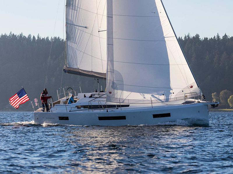 Book yachts online - sailboat - Sun Odyssey 440 - Jolly Roger - rent