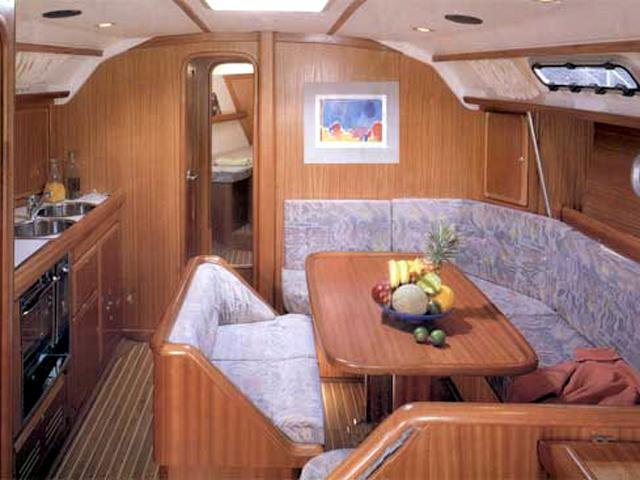 Book yachts online - sailboat - Bavaria 41 - THIRTEEN - rent