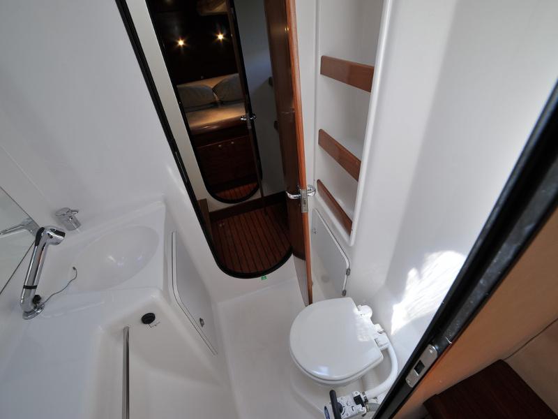 Book yachts online - motorboat - Maryland 37 - Northern Lights - rent