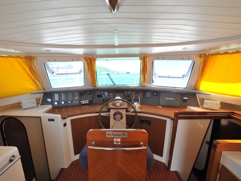 Book yachts online - motorboat - Maryland 37 - Northern Lights - rent