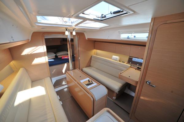 Book yachts online - sailboat - Dufour 350 Grand Large - Mirtilla - rent