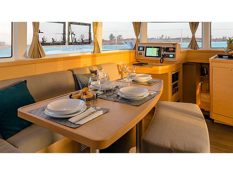 Book yachts online - catamaran - Lagoon 42 - Olympios Zeus - rent