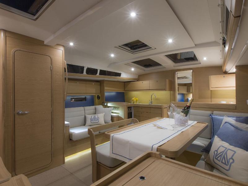 Book yachts online - sailboat - Dufour 460 Grand Large - LOUISE - rent