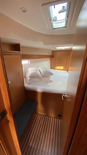 Book yachts online - sailboat - Bavaria Cruiser 45 - Lunga - rent