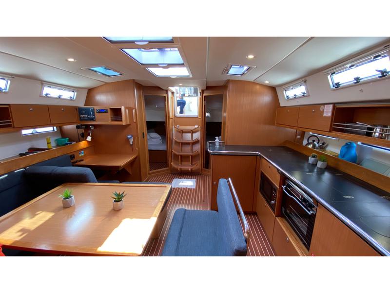 Book yachts online - sailboat - Bavaria Cruiser 45 - Golić - rent