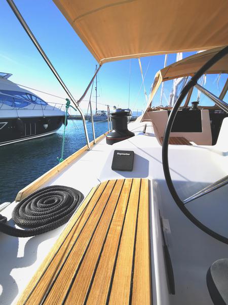 Book yachts online - sailboat - Dufour 460 - Mega  - rent