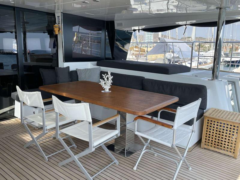 Book yachts online - powercatamaran - Lagoon 630 Powercat LUX - Pearly Gates - rent