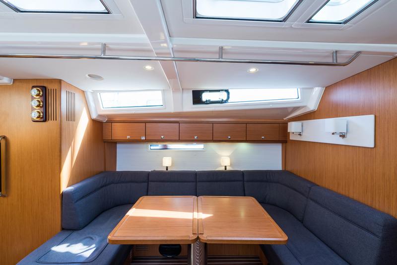Book yachts online - sailboat - Bavaria Cruiser 56 - Breathless - rent
