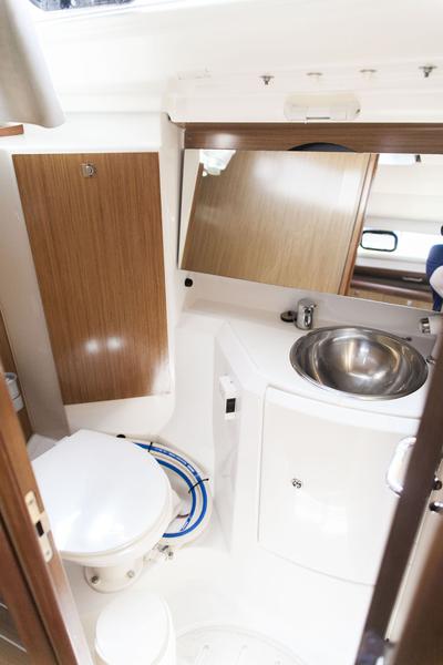 Book yachts online - sailboat - Sun Odyssey 36i - Formica - rent