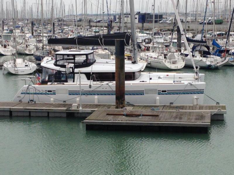 Book yachts online - catamaran - Lagoon 450 SporTop - Maui - rent