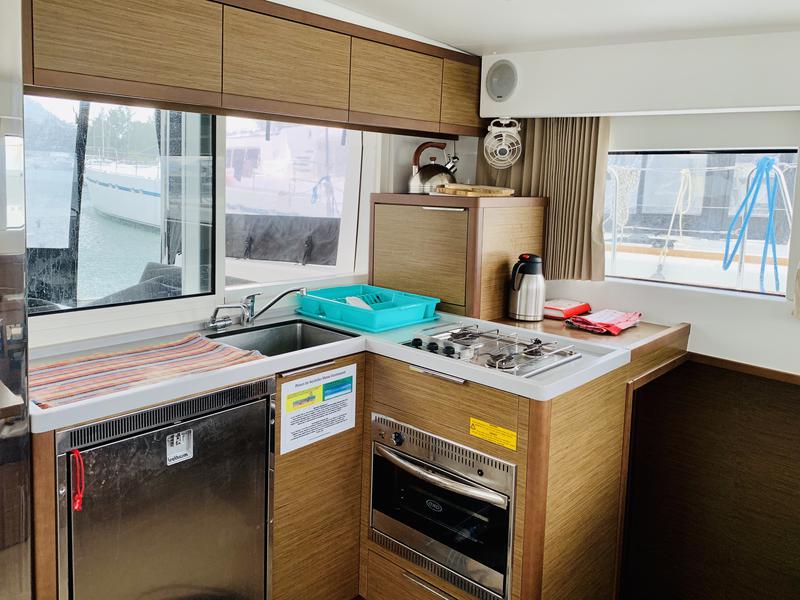 Book yachts online - catamaran - Lagoon 40 - Ubah - rent