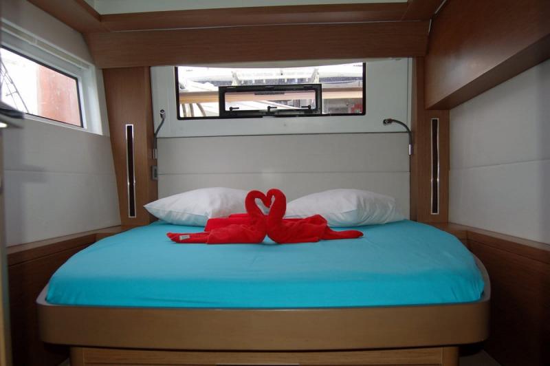 Book yachts online - catamaran - Lagoon 50 - (Skipper incl.) - Ocean - rent