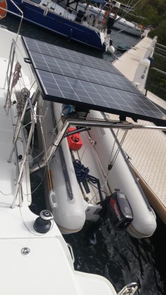 Book yachts online - catamaran - Lagoon 400 S2 - Trixi - rent
