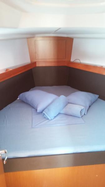 Book yachts online - sailboat - Bavaria Cruiser 37 - Odysseas - rent