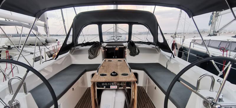 Book yachts online - sailboat - Oceanis 40.1 - Niovi - rent