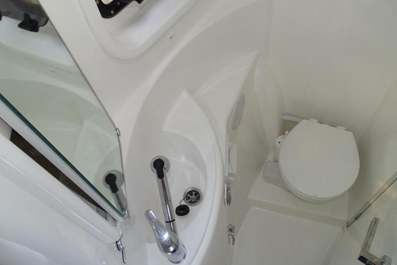 Book yachts online - catamaran - Leopard 44 - La Luna (Radazul) - rent