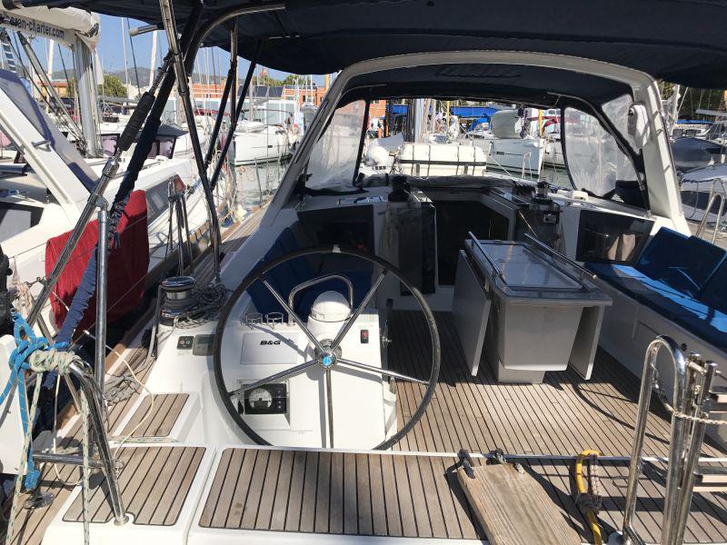 Book yachts online - sailboat - Oceanis 45-4 - Alboran XXXIV Nini (Majorca) - rent