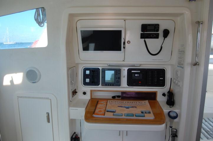 Book yachts online - catamaran - Voyage 440 (2003) - Alboran Mahanga (Majorca) - rent