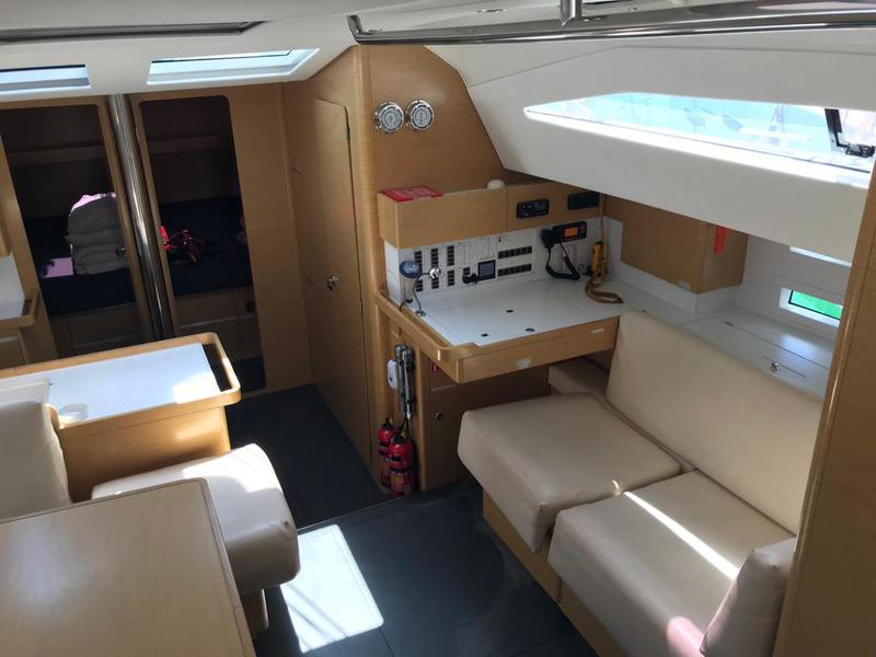 Book yachts online - sailboat - Elan 50 Impression - Alboran Mai-Tai (Radazul) - rent
