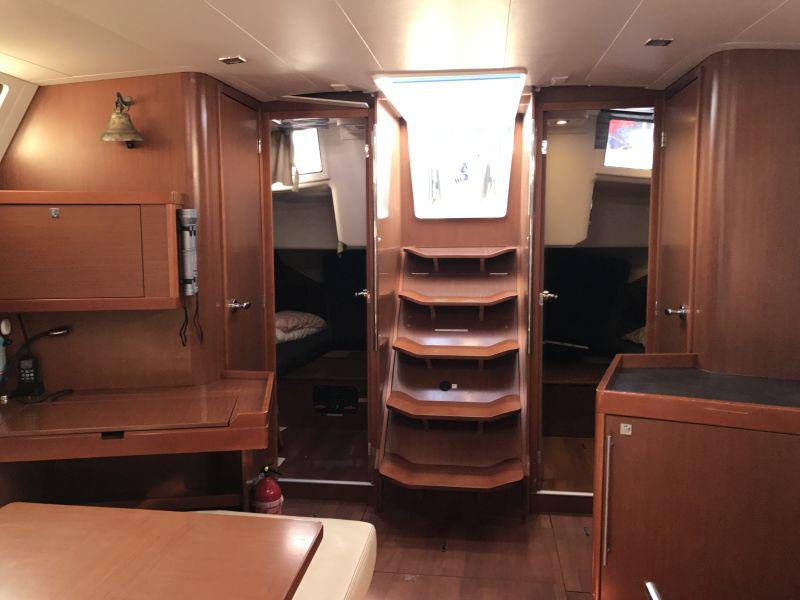 Book yachts online - sailboat - Oceanis 45-4 - Alboran XXXIV Nini (Radazul) - rent