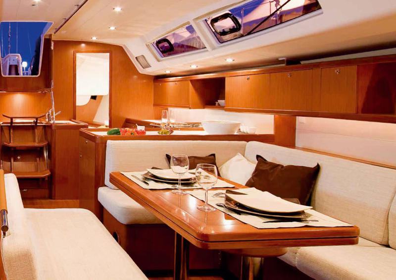 Book yachts online - sailboat - Oceanis 54 - Altais - rent