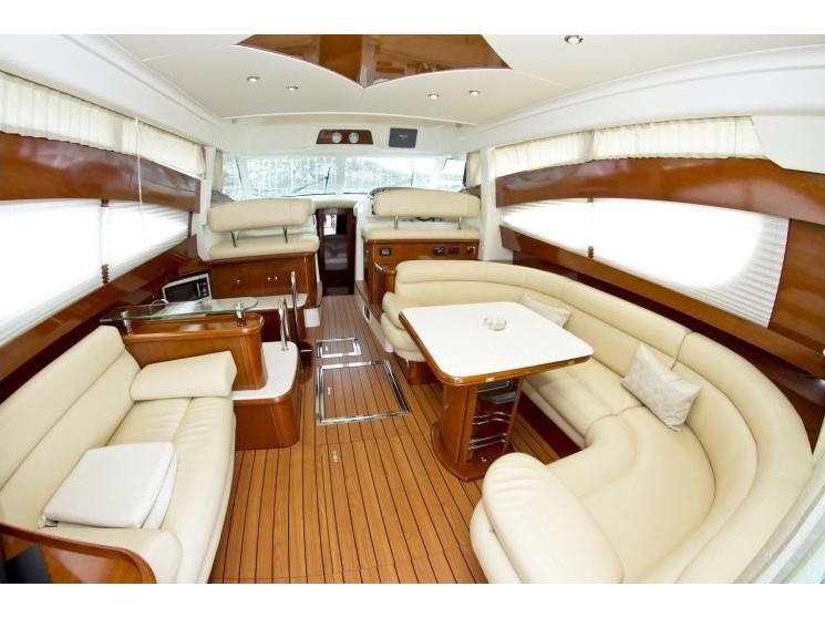 Book yachts online - motorboat - Prestige 46 Fly-a - Cobalt Blu - rent