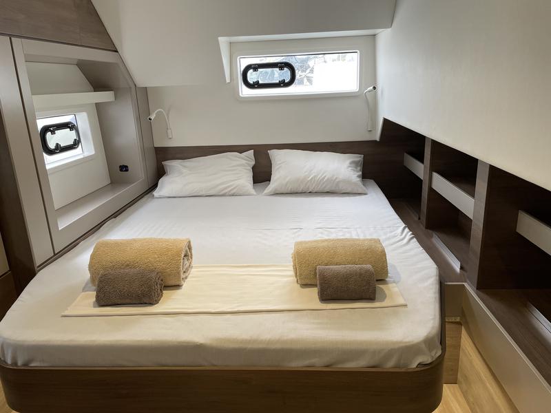 Book yachts online - catamaran - Bali 4.6 - Poseidon - rent