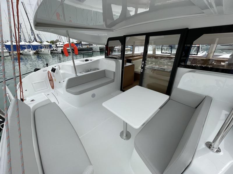 Book yachts online - catamaran - Excess 11 - Siesta - rent