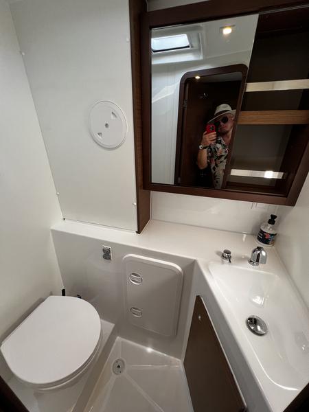 Book yachts online - catamaran - Lagoon 42 - Odessa - rent