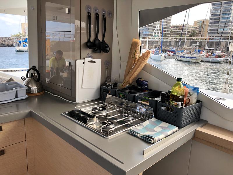 Book yachts online - catamaran - Lucia 40 - Aquila (!!!from Monday!) - rent
