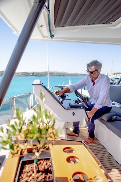 Book yachts online - powercatamaran - Fountaine Pajot Power 67 - nessun nome - rent