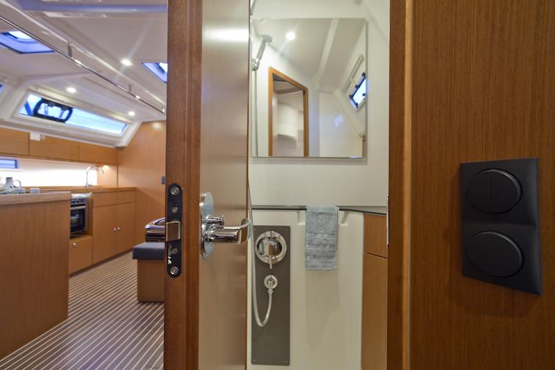Book yachts online - sailboat - Bavaria 46 Cruiser - Avatar - rent